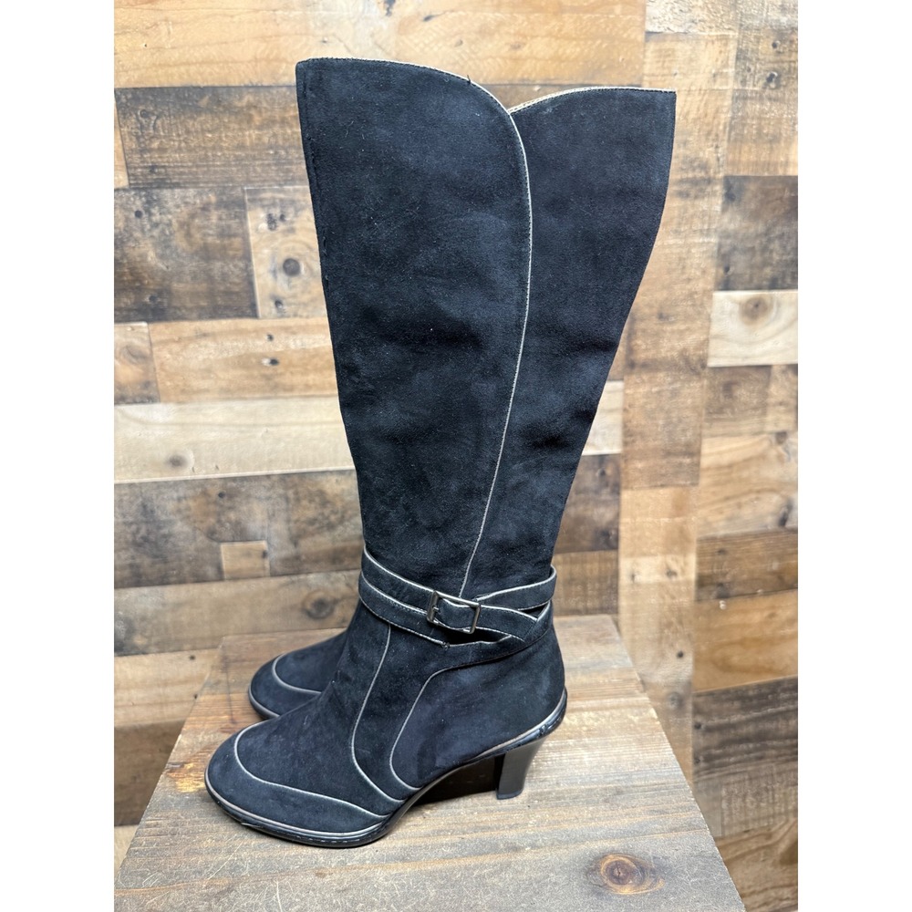 Sofft Black Suede Knee High Boots Grey Piping Buckle Heel 7.5M 1404021